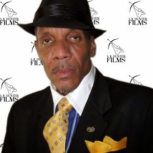 Meet your Posher, Alaric